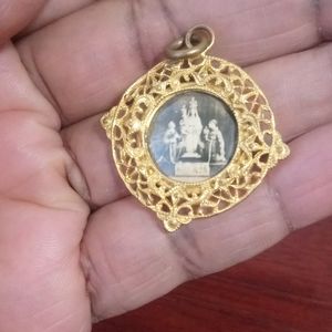 Picture frame pendant.